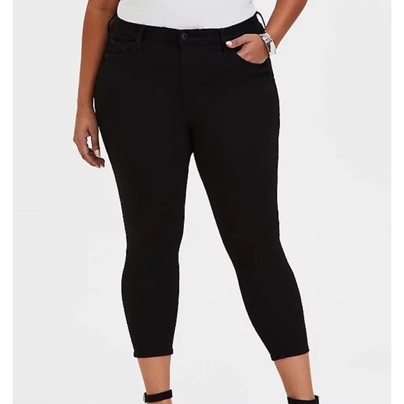 torrid Denim - Torrid Sky High Skinny Crop Black Stretch Jeans Size 24
